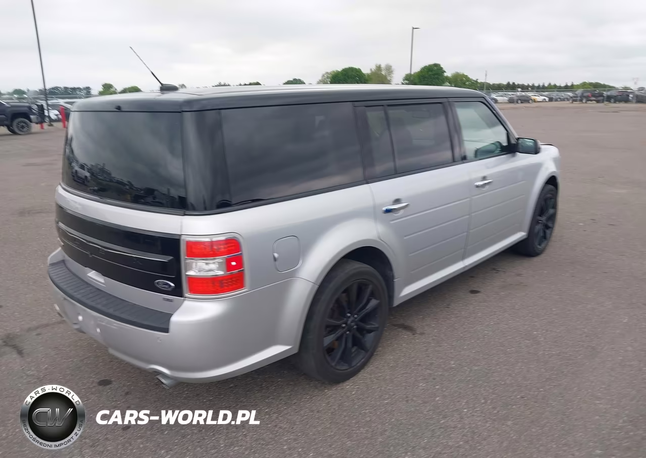 2018 Ford Flex Limited VIN:2FMHK6D85JBA00250 - 4