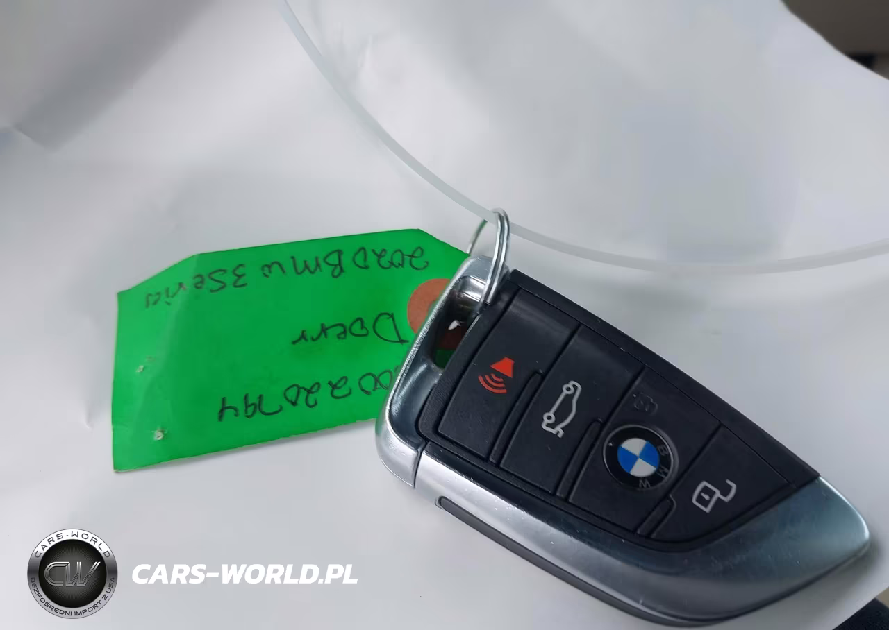 2020 BMW 330I xDrive VIN:3MW5R7J04L8B43477 - 11