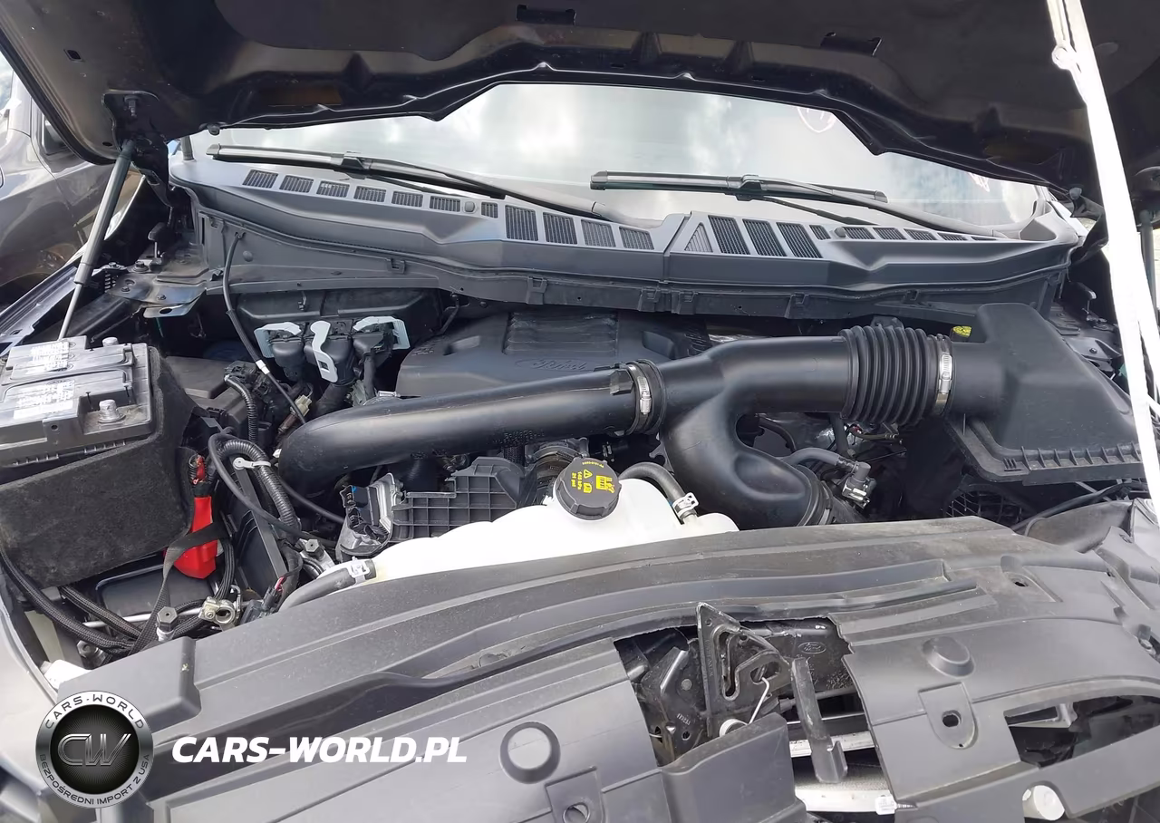 2023 Ford F-150 Lariat VIN:1FTFW1E87PFC19574 - 10