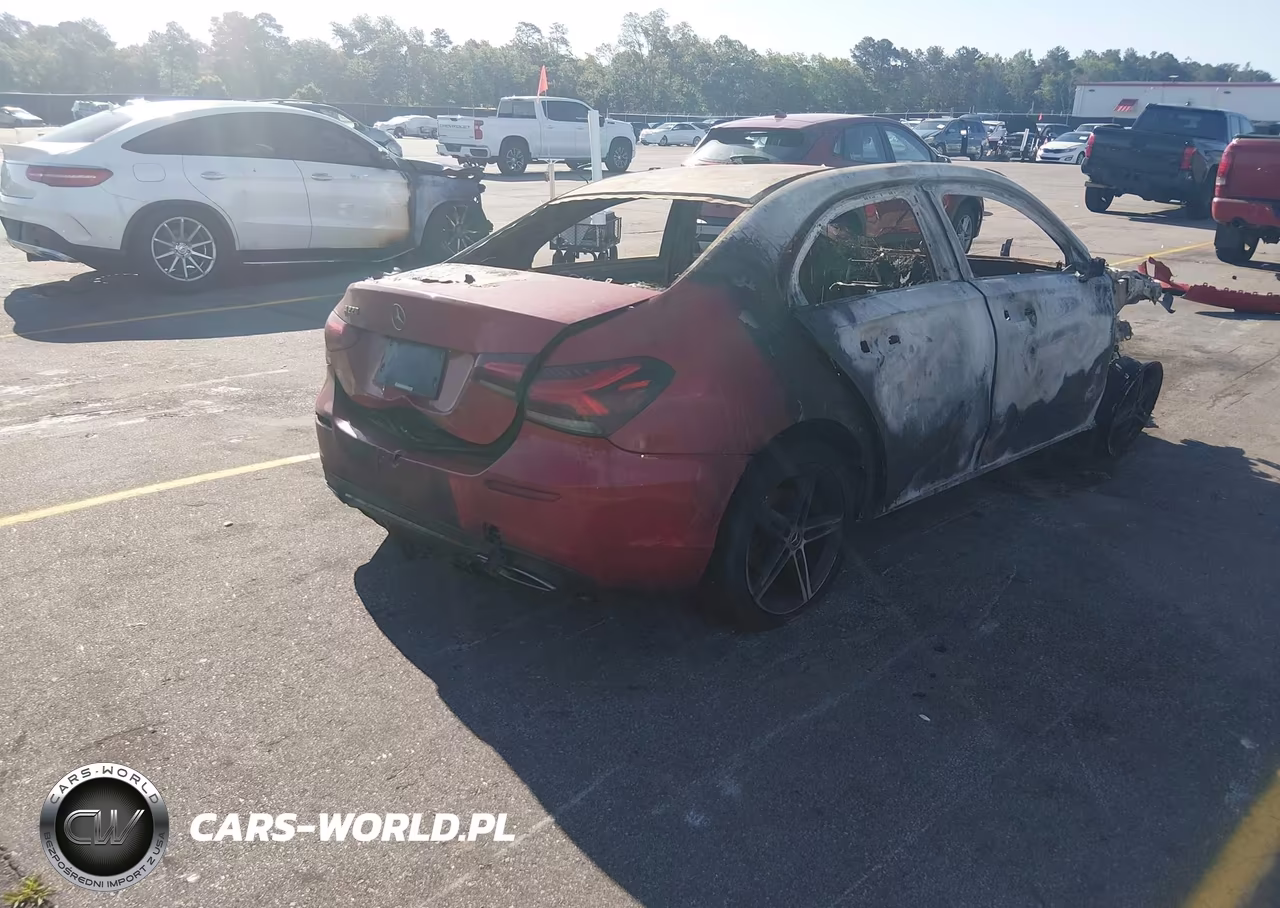 2019 Mercedes-Benz A 220 VIN:WDD3G4EB1KW024016 - 4