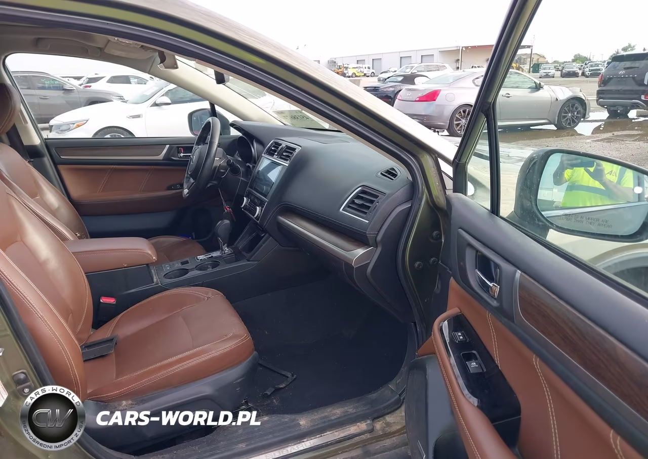 2018 Subaru Outback 2.5I Touring VIN:4S4BSATC1J3308613 - 5
