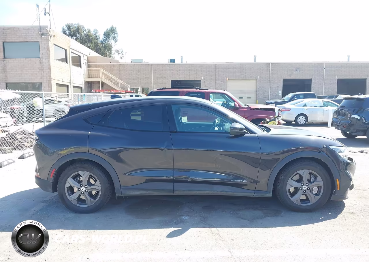 2021 Ford Mustang Mach-E Select VIN:3FMTK1SS1MMA59732 - 13