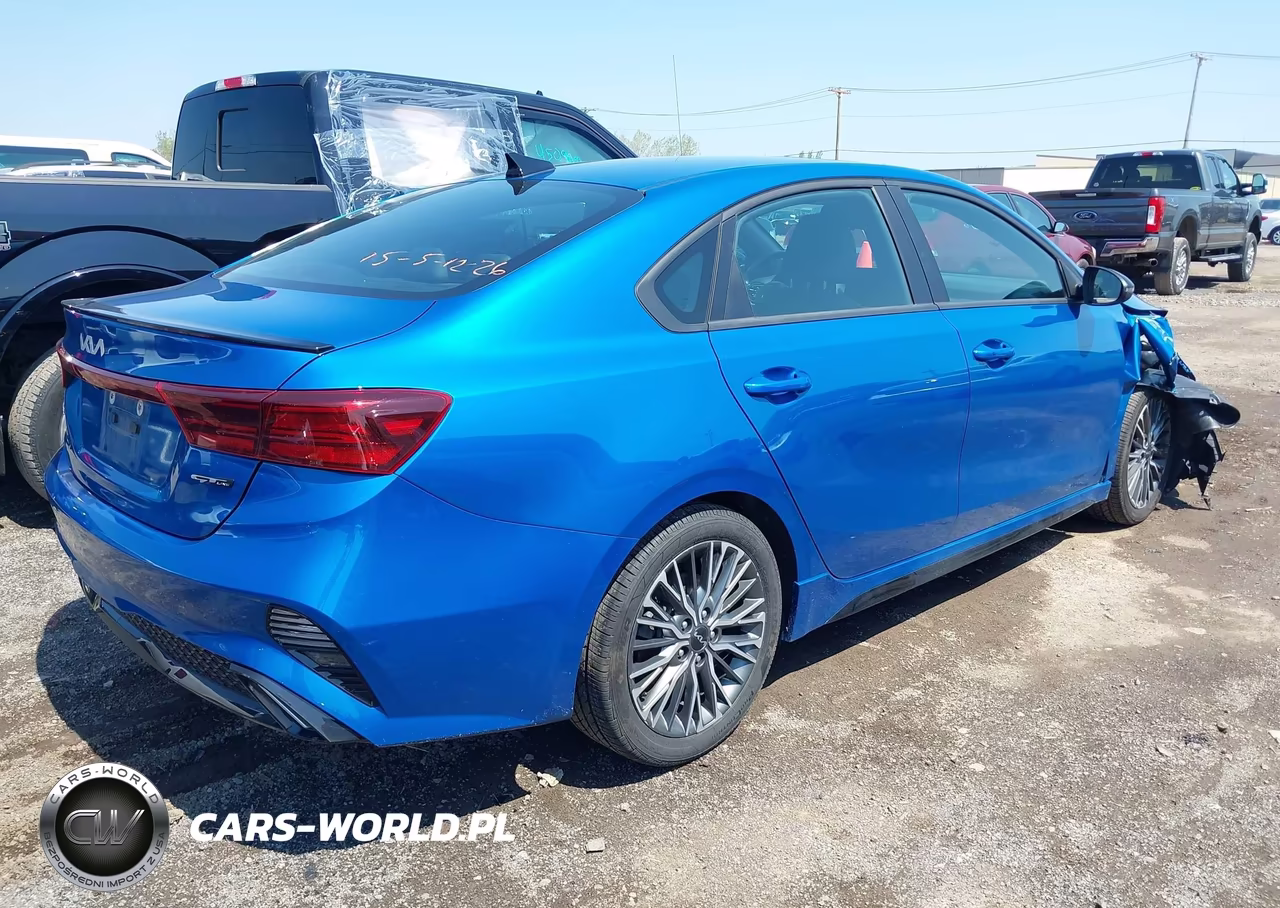 2022 Kia Forte Gt-Line VIN:3KPF54AD3NE427790 - 4