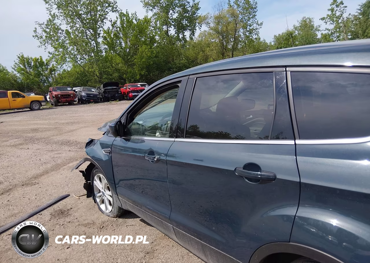 2019 Ford Escape Se VIN:1FMCU0GD5KUB13122 - 13