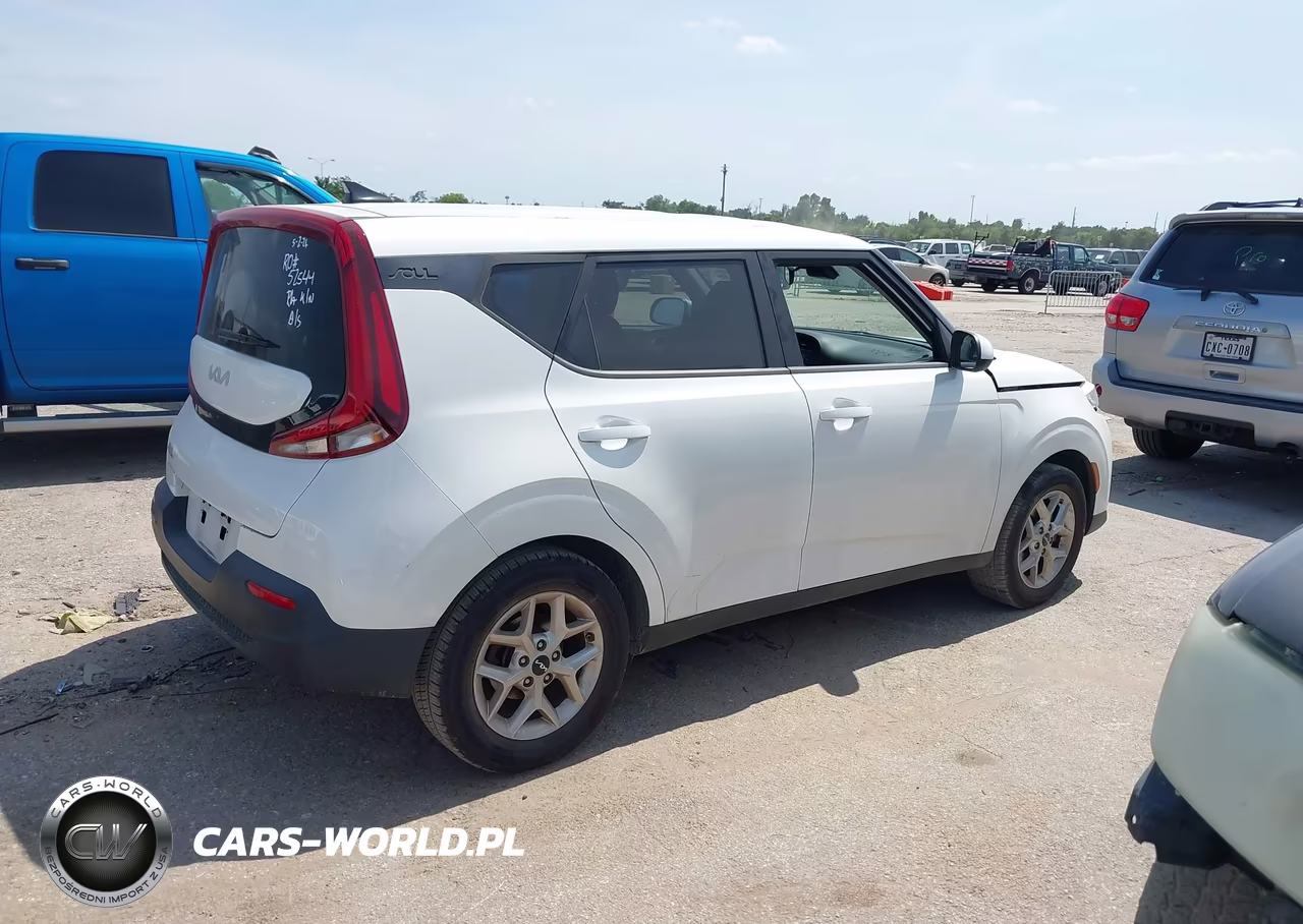 2022 Kia Soul Lx VIN:KNDJ23AU5N7178518 - 13