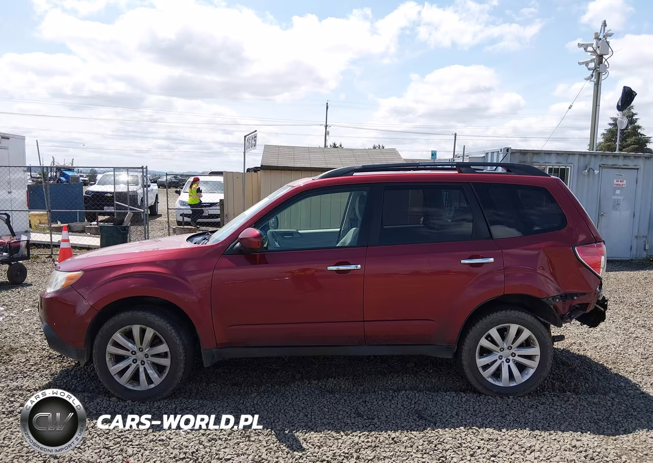 2012 Subaru Forester 2.5X Premium VIN:JF2SHADC7CH436055 - 15