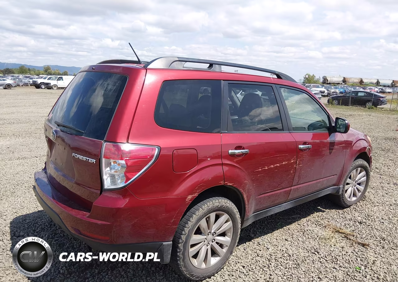 2012 Subaru Forester 2.5X Premium VIN:JF2SHADC7CH436055 - 4