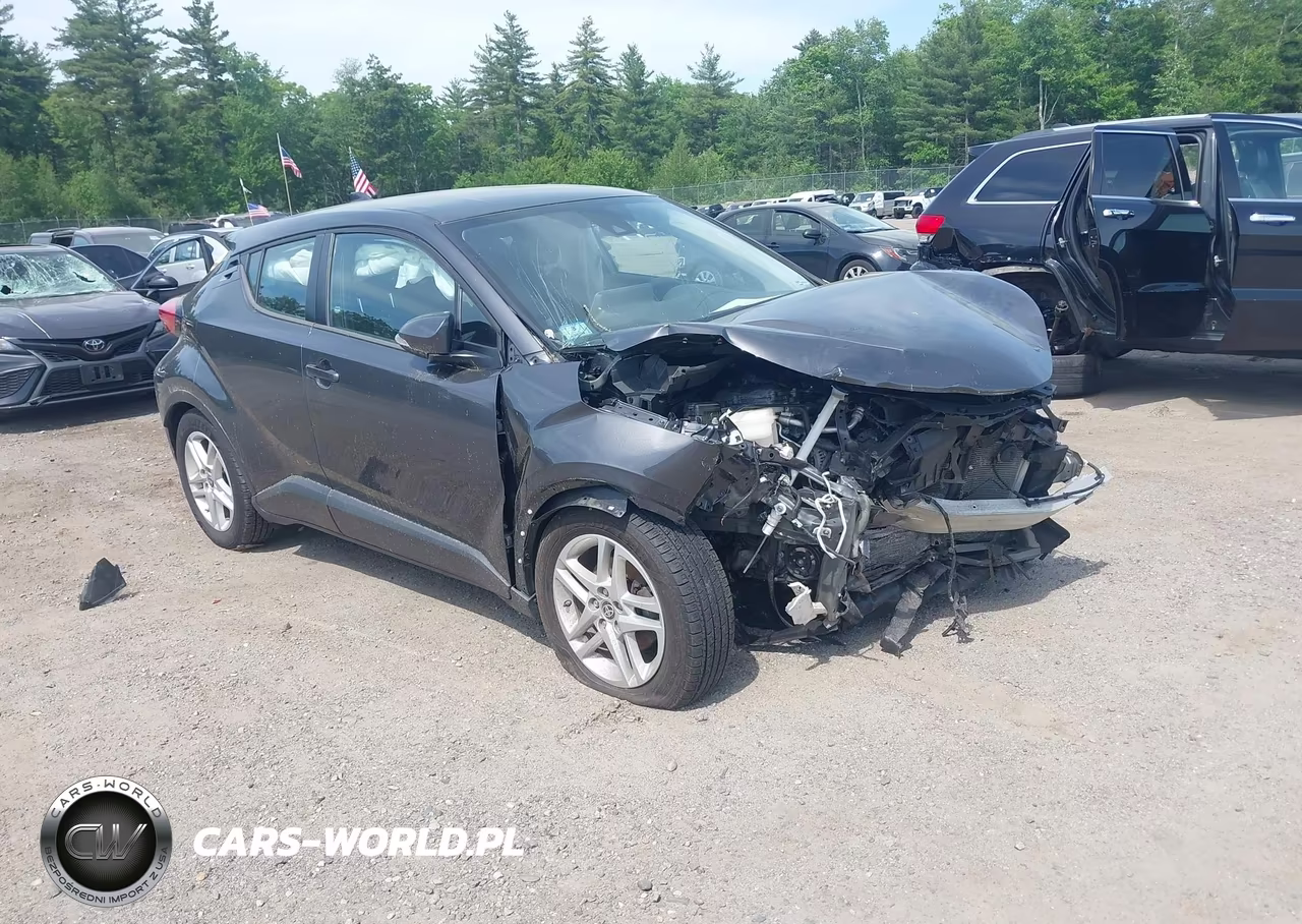 2020 Toyota C-Hr Le – zdjęcie 1 z 17