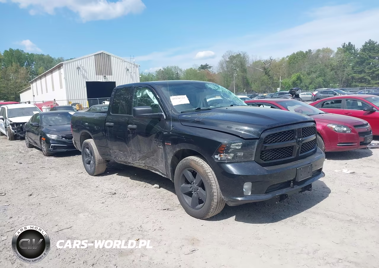 2019 Ram 1500 Classic Express 4X4 6'4 Box – zdjęcie 1 z 15