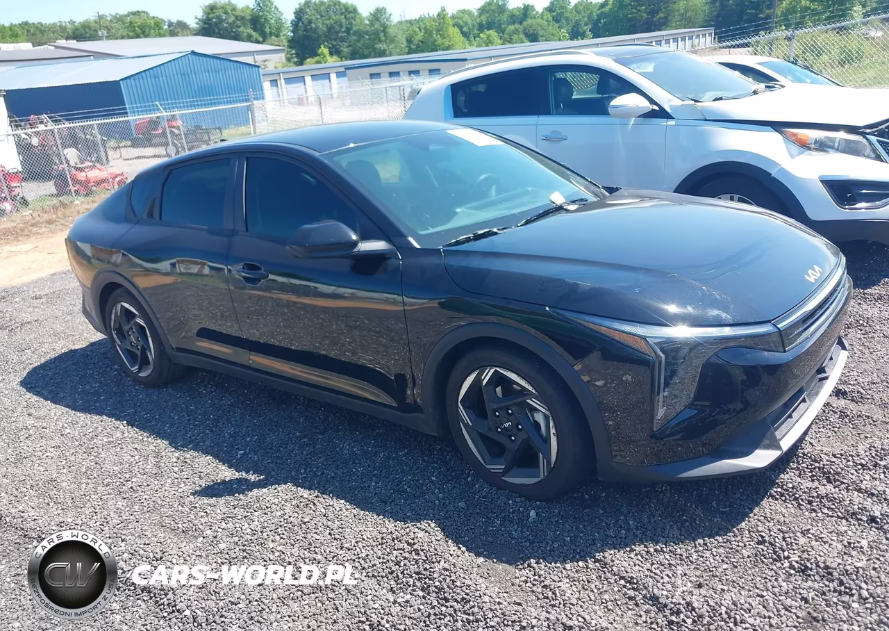 2025 Kia K4 Ex – zdjęcie 1 z 16