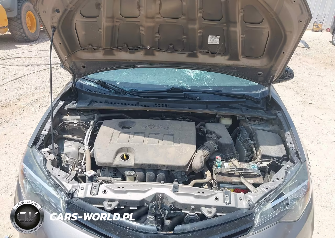 2018 Toyota Corolla Le VIN:2T1BURHE7JC047387 - 10
