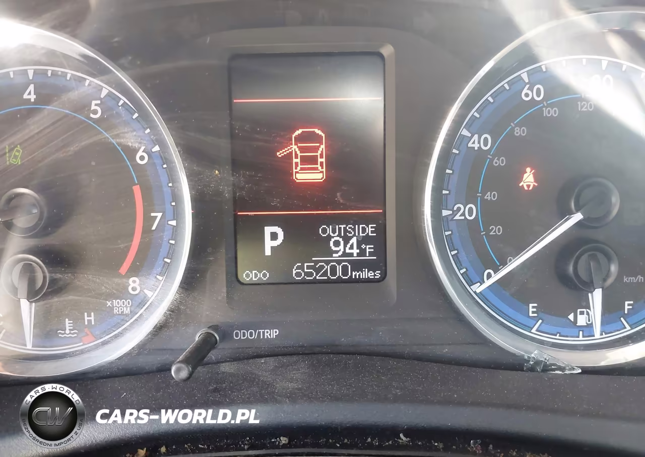 2018 Toyota Corolla Le VIN:2T1BURHE7JC047387 - 15