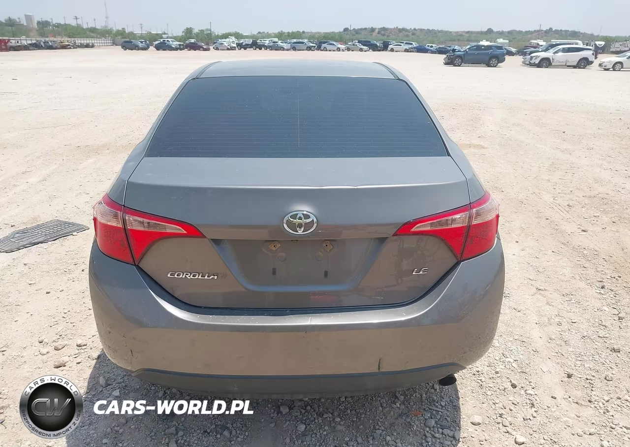 2018 Toyota Corolla Le VIN:2T1BURHE7JC047387 - 16