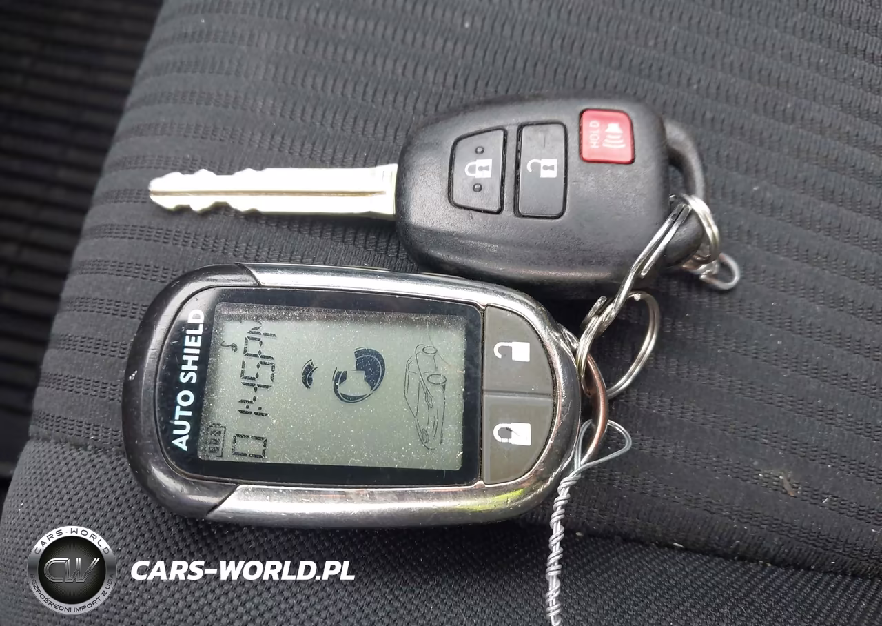 2017 Toyota Rav4 Le VIN:2T3ZFREV0HW393617 - 11