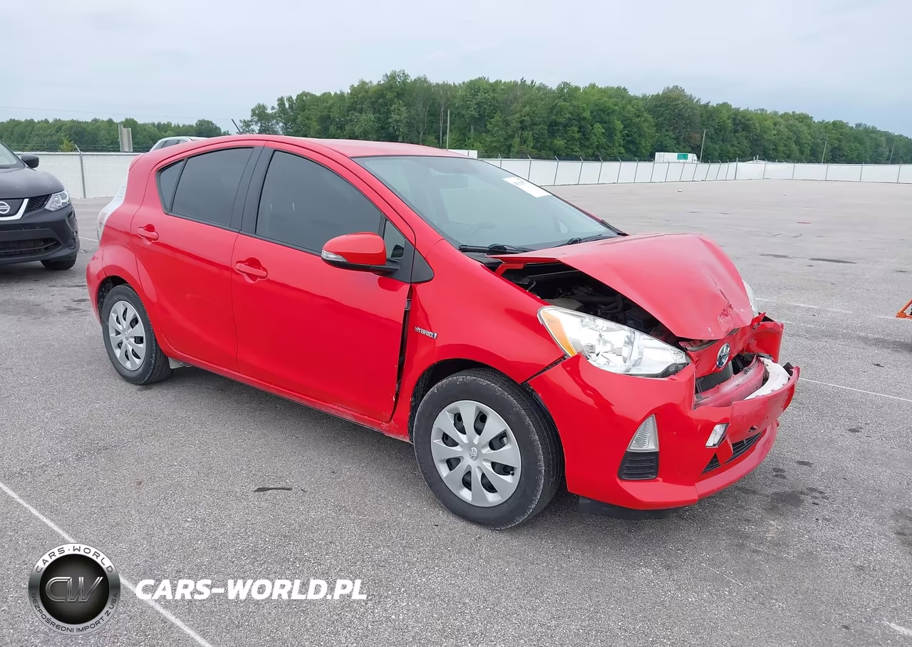 2014 Toyota Prius C Two