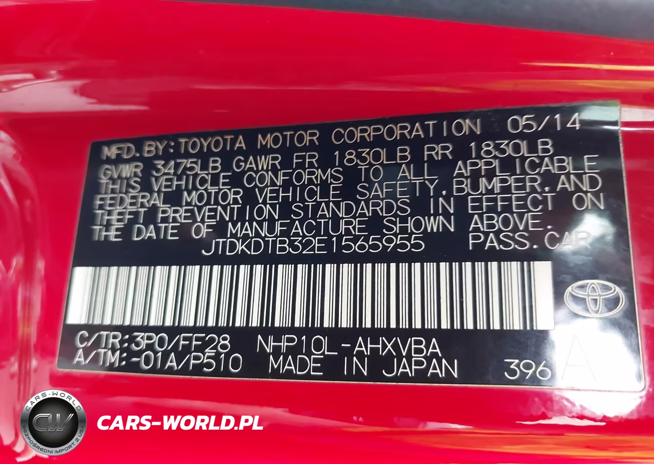 2014 Toyota Prius C Two VIN:JTDKDTB32E1565955 - 9