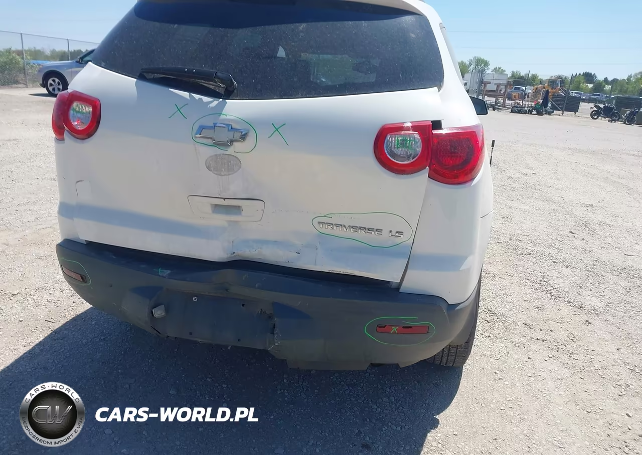 2012 Chevrolet Traverse Ls VIN:1GNKREED7CJ402109 - 6