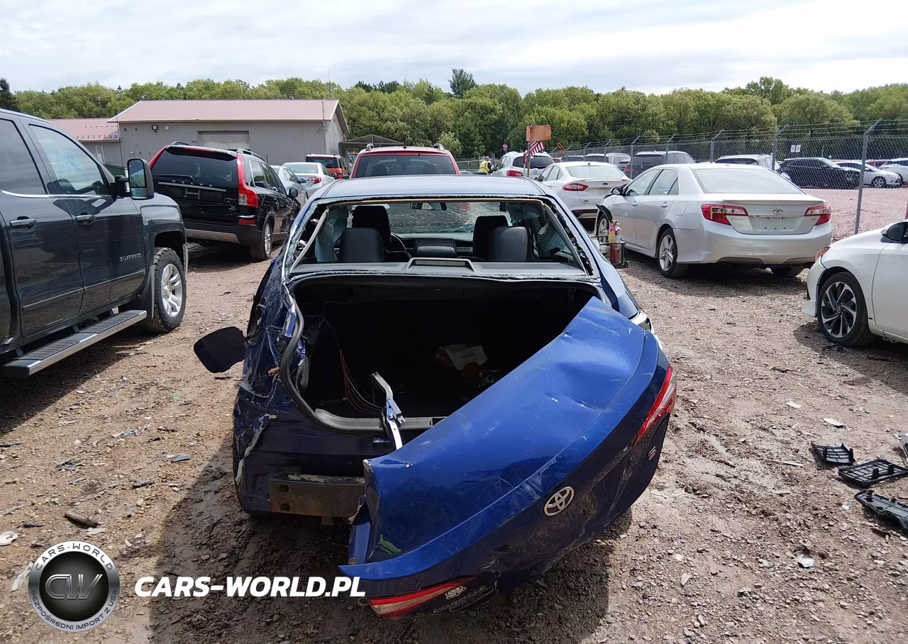 2016 Toyota Corolla S Plus VIN:2T1BURHE7GC584821 - 17