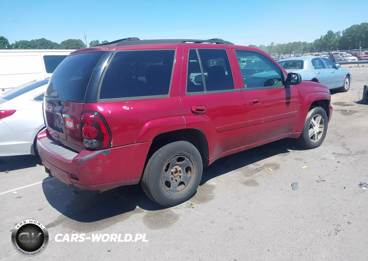 2007 Chevrolet Trailblazer Lt VIN:1GNDT13SX72295755 - 4