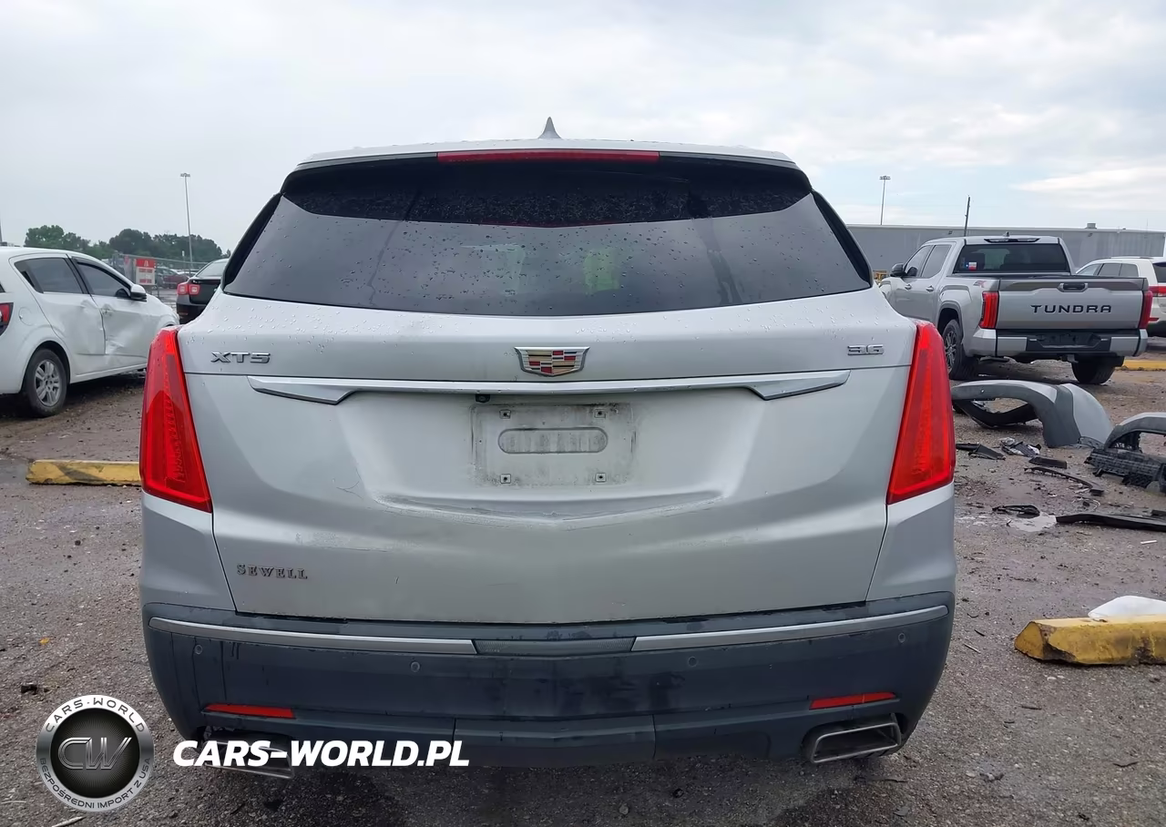 2018 Cadillac Xt5 Luxury VIN:1GYKNCRS4JZ100755 - 17