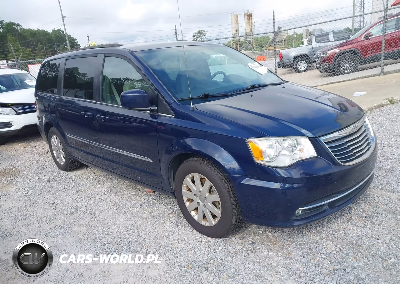 2016 Chrysler Town & Country Touring – zdjęcie 1 z 11