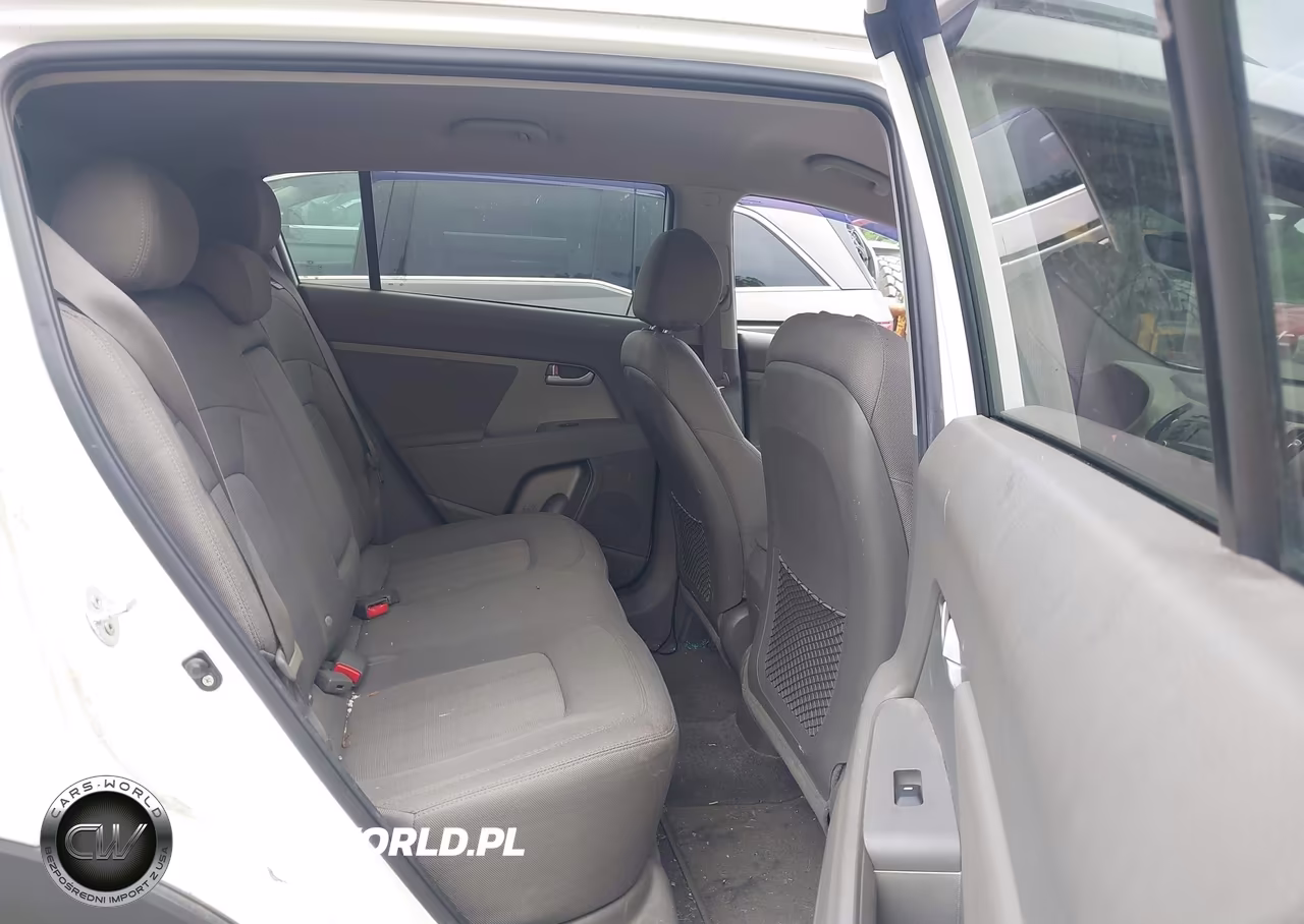 2012 Kia Sportage Lx VIN:KNDPBCA24C7234616 - 8