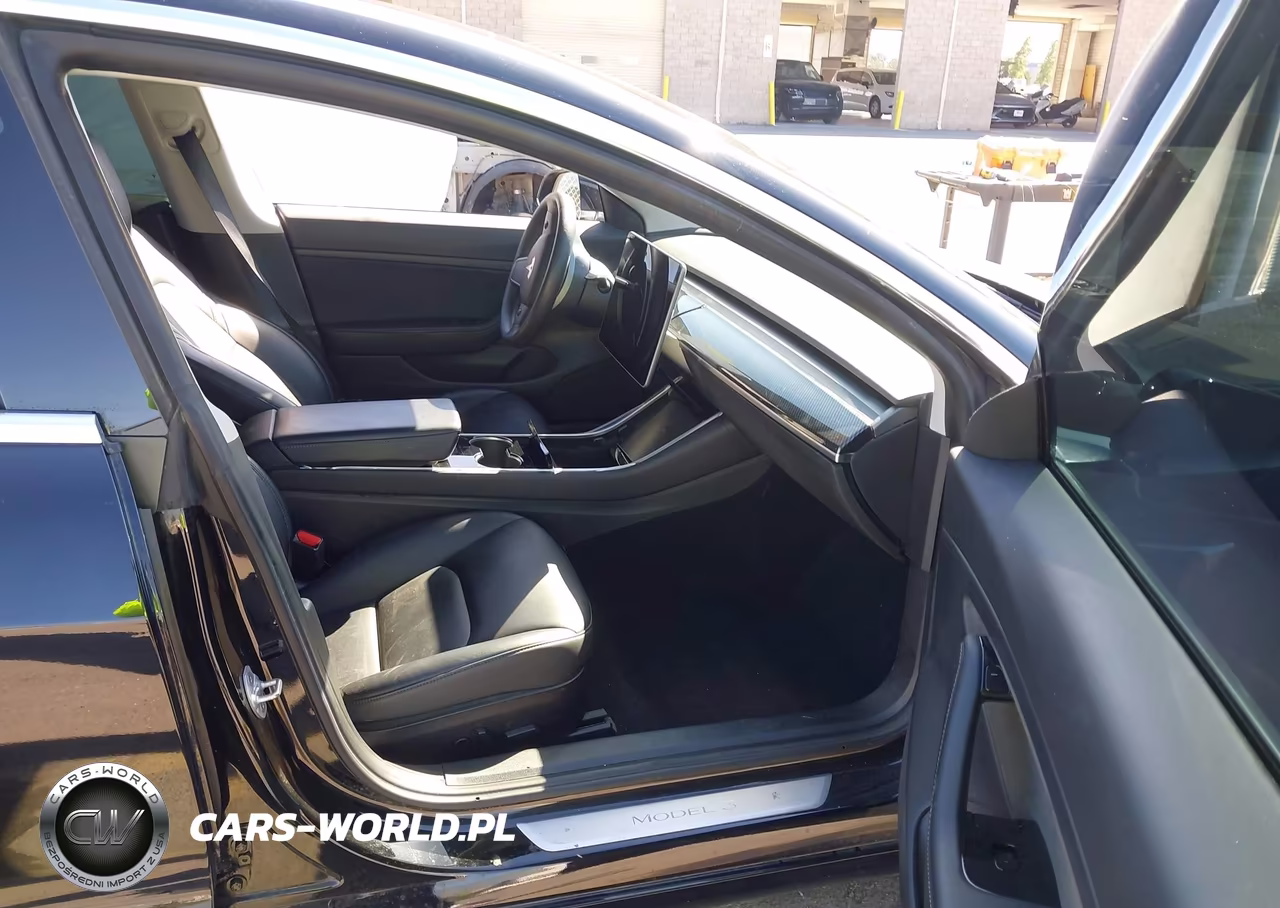 2020 Tesla Model 3 Standard Range Plus Rear-Wheel Drive-Standard Range Rear-Wheel Drive VIN:5YJ3E1EA8LF630098 - 5