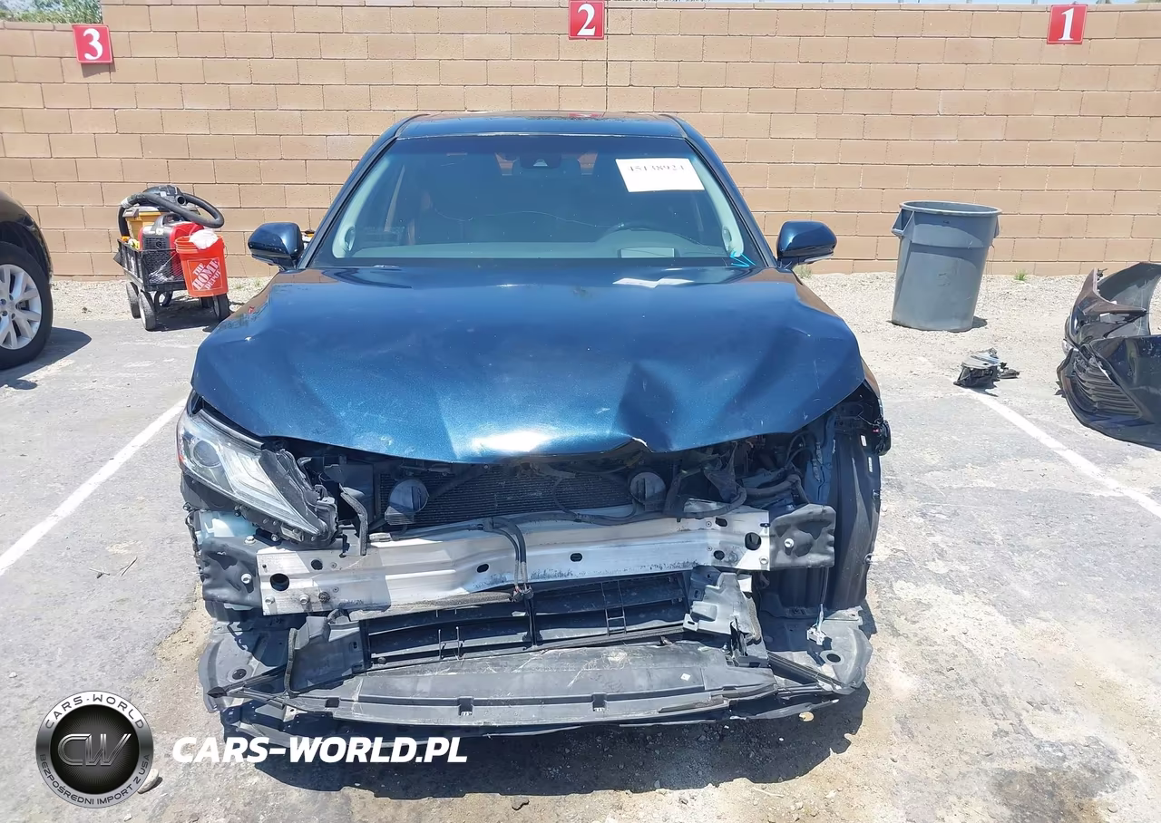 2018 Toyota Camry Hybrid Xle VIN:4T1B21HK5JU500627 - 13