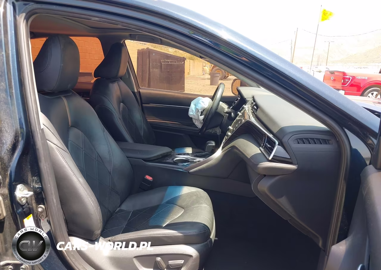 2018 Toyota Camry Hybrid Xle VIN:4T1B21HK5JU500627 - 5
