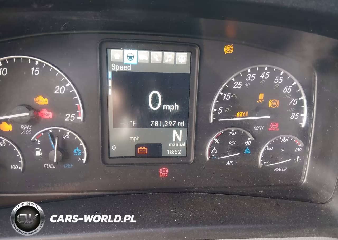 2021 Freightliner New Cascadia 126 VIN:3AKJHHDR7MSMG9104 - 5