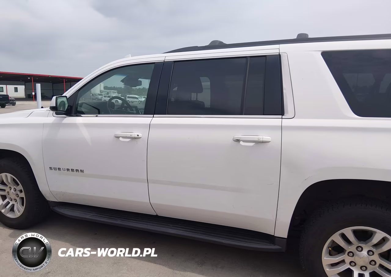 2019 Chevrolet Suburban Lt VIN:1GNSKHKC9KR376730 - 14