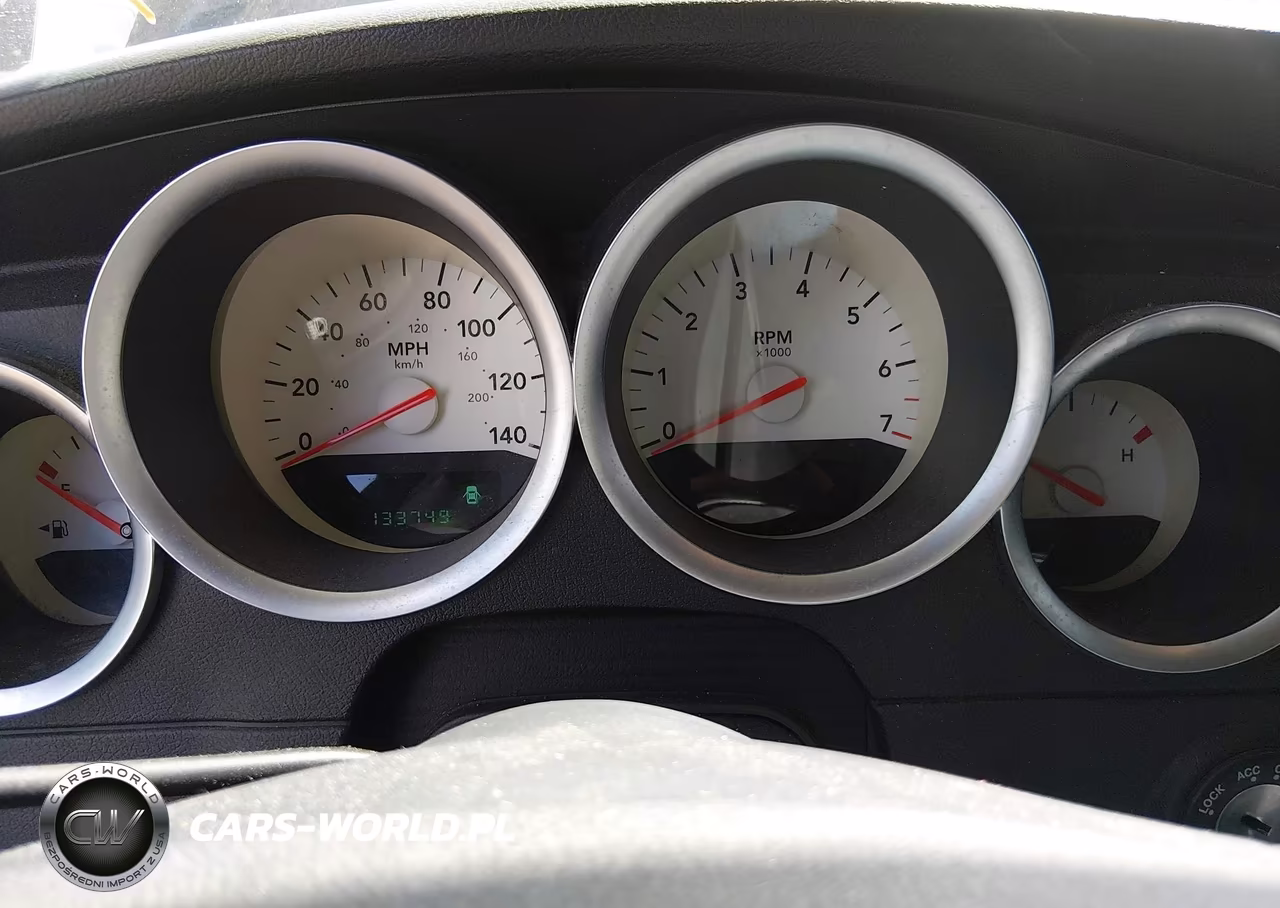 2005 Dodge Magnum Se VIN:2D4FV48V75H592988 - 7