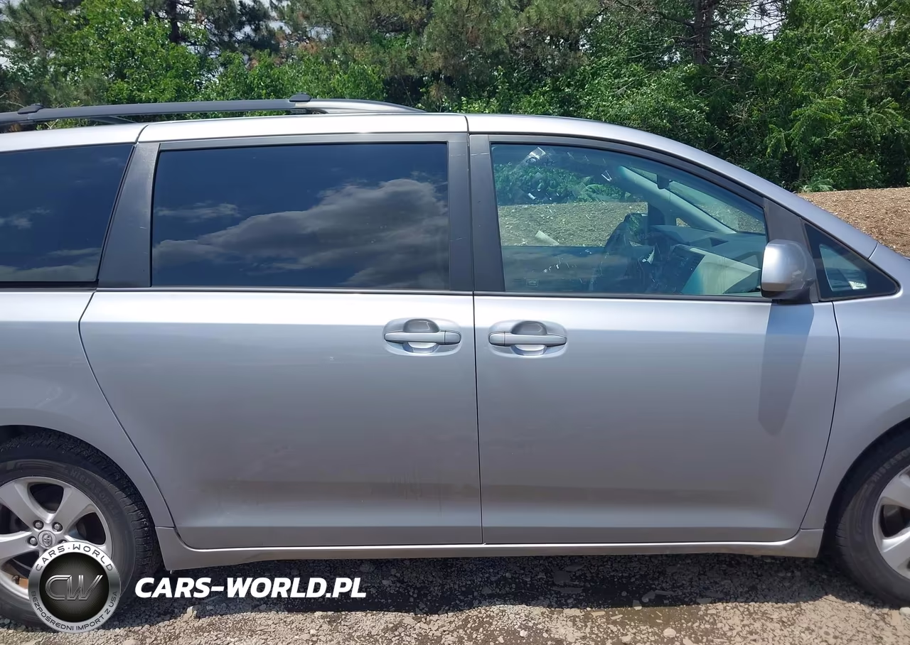 2012 Toyota Sienna Le V6 8 Passenger VIN:5TDKK3DC3CS244395 - 14