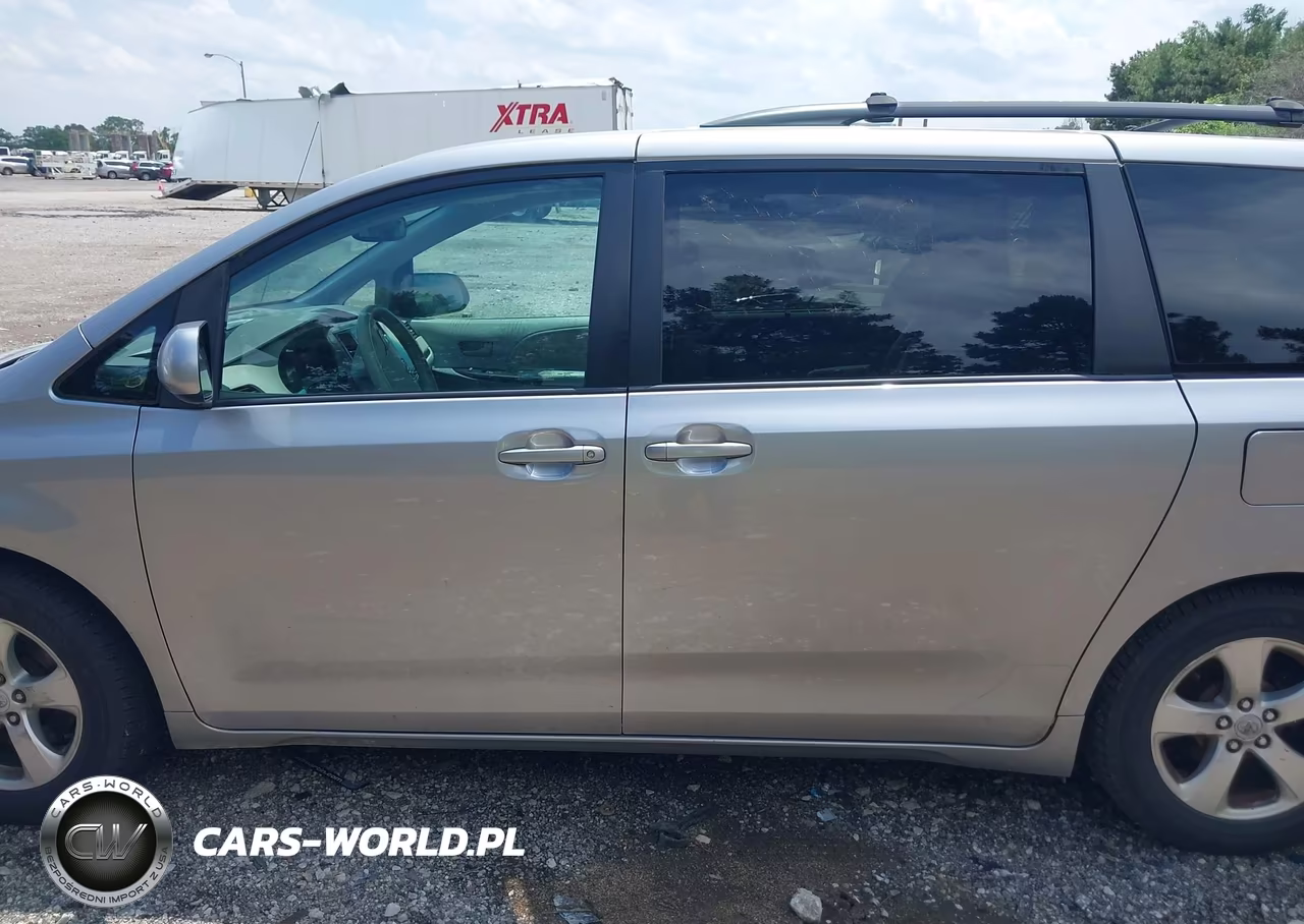 2012 Toyota Sienna Le V6 8 Passenger VIN:5TDKK3DC3CS244395 - 15