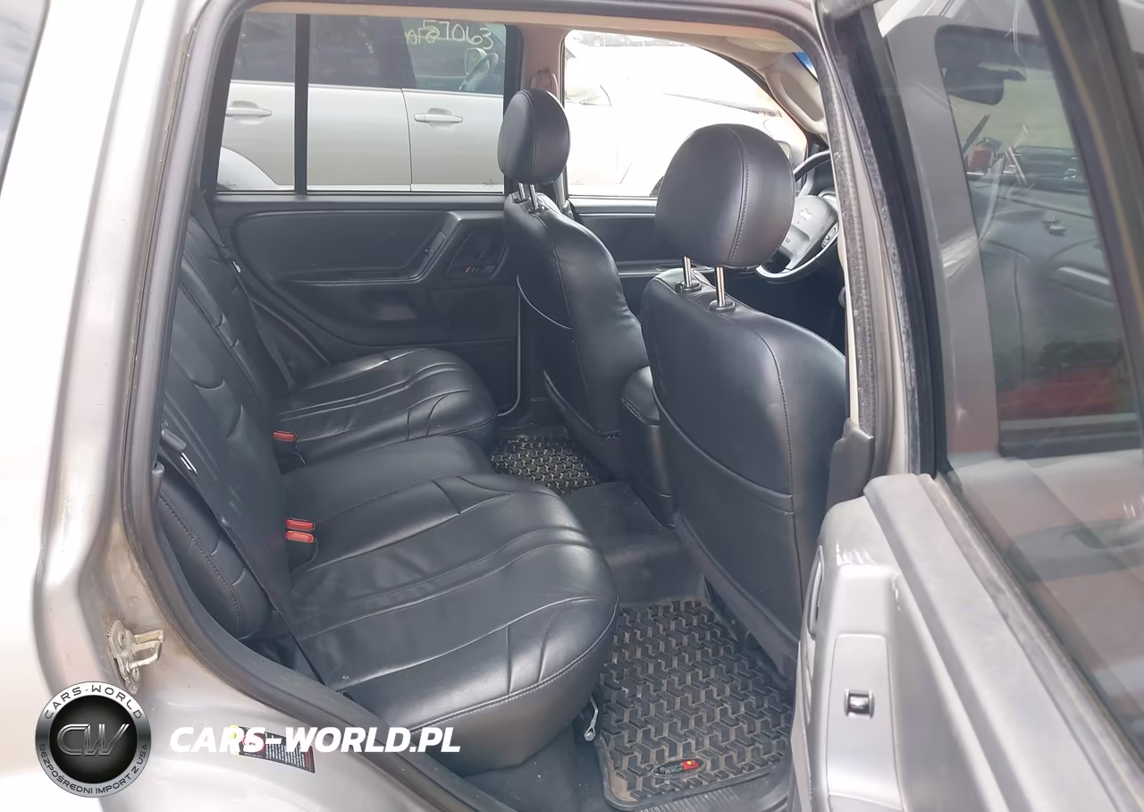 2002 Jeep Grand Cherokee Sport VIN:1J8GW38N22C193289 - 8