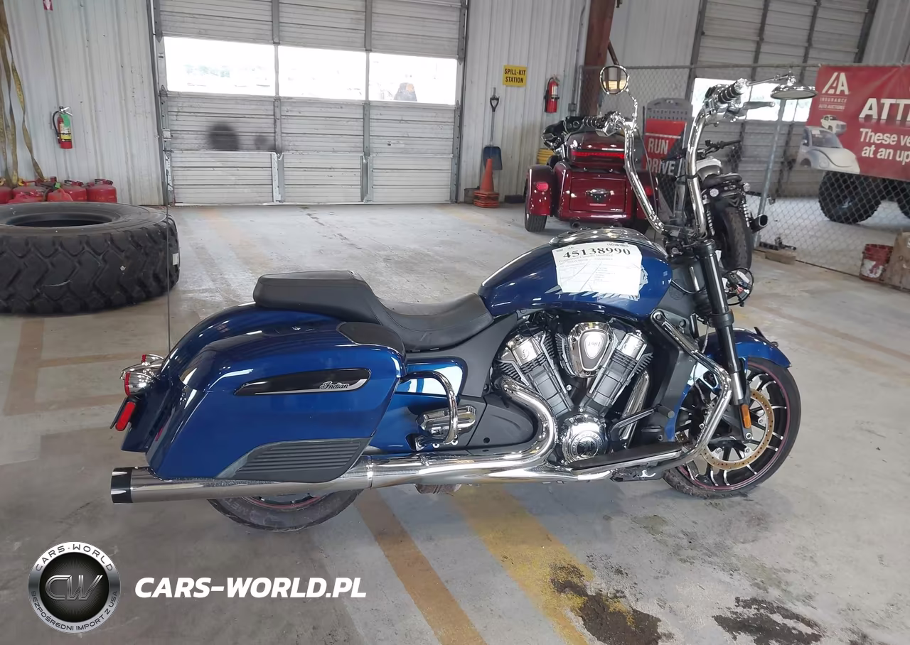 2021 Indian Motorcycle Co. Challenger Limited VIN:56KLCARR7M3390377 - 11