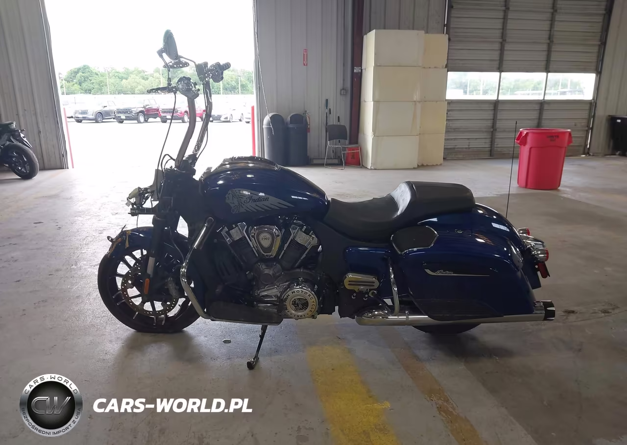 2021 Indian Motorcycle Co. Challenger Limited VIN:56KLCARR7M3390377 - 12