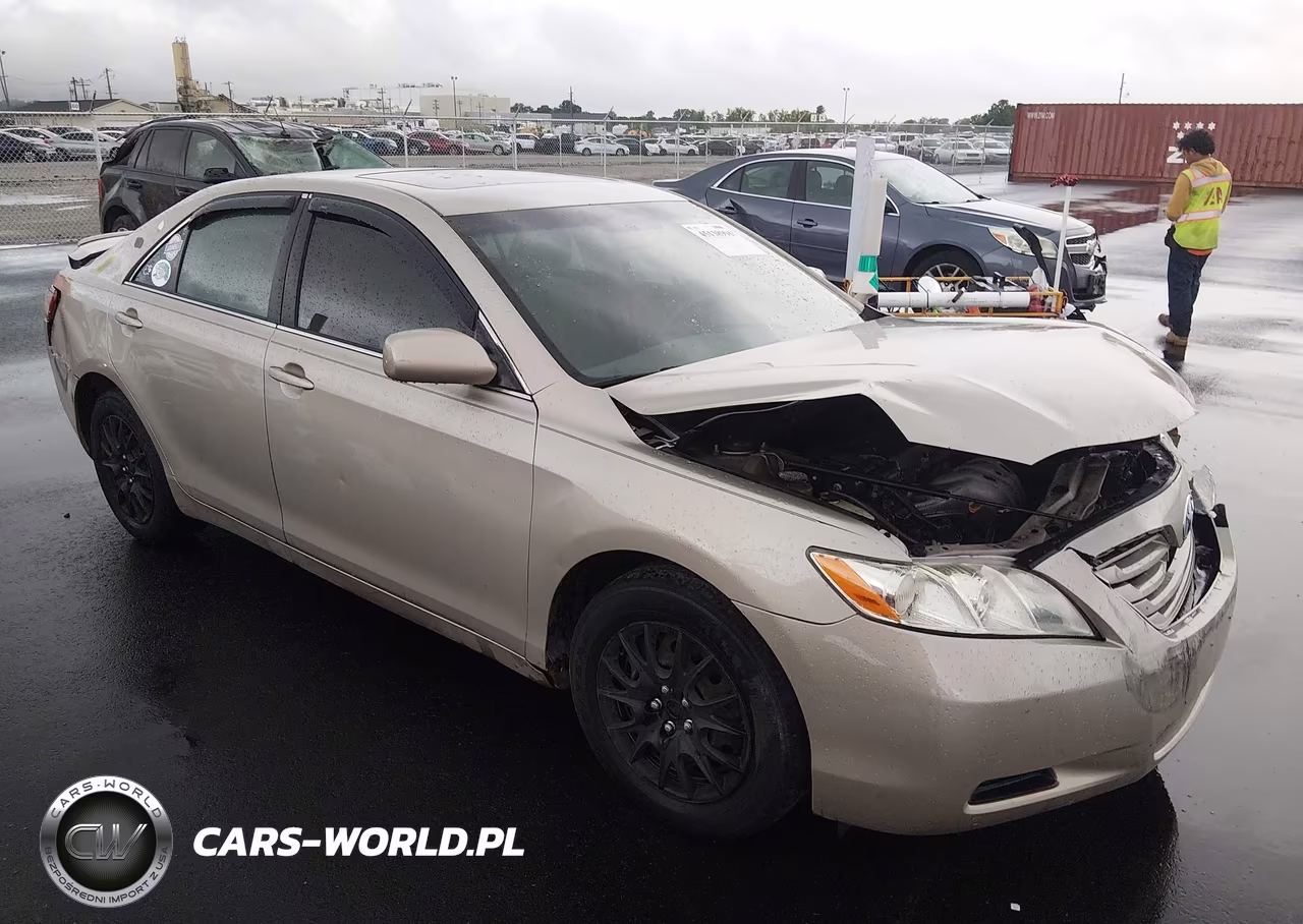 2007 Toyota Camry Le – zdjęcie 1 z 16