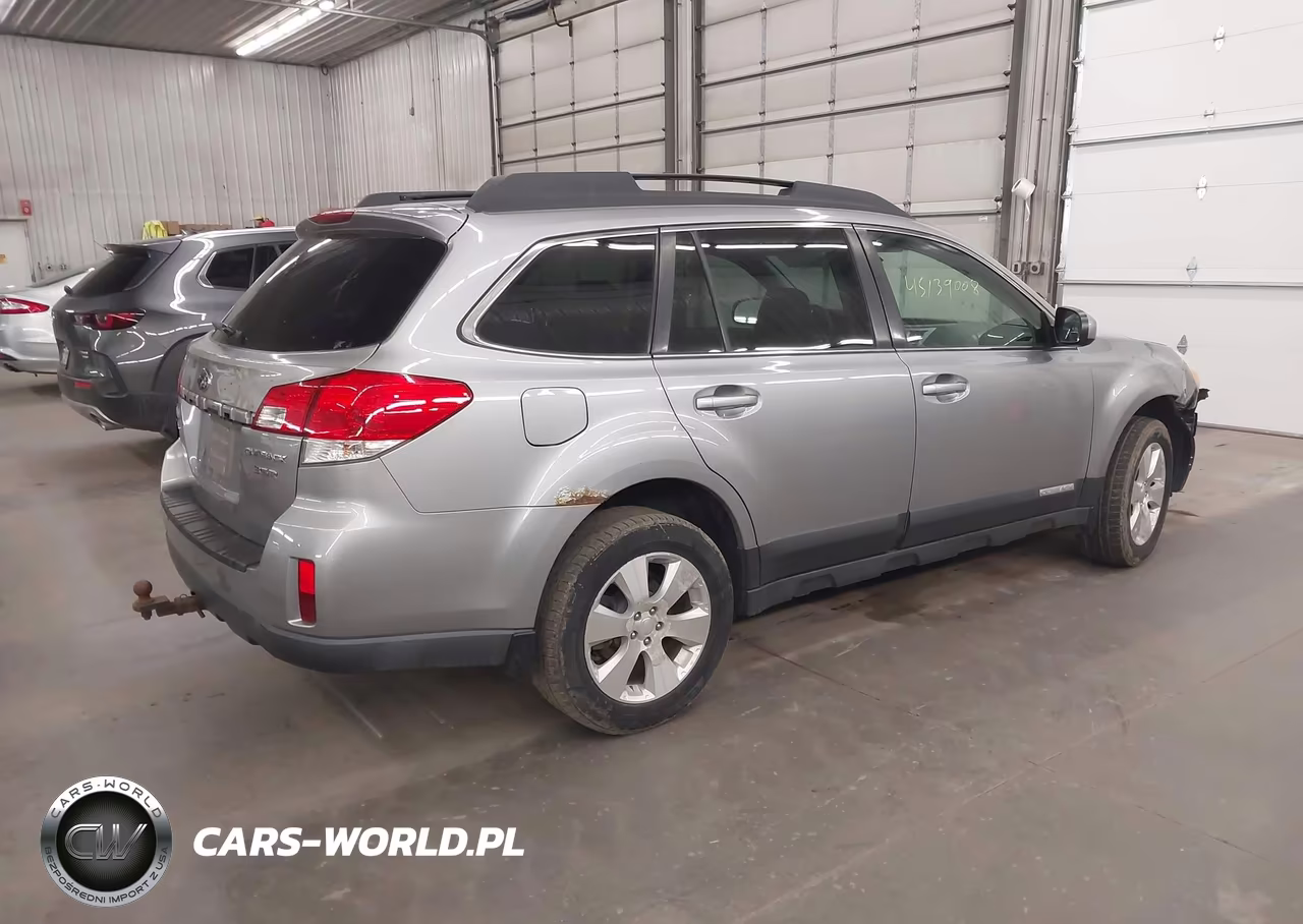 2010 Subaru Outback 3.6R Limited VIN:4S4BREKC0A2316129 - 4