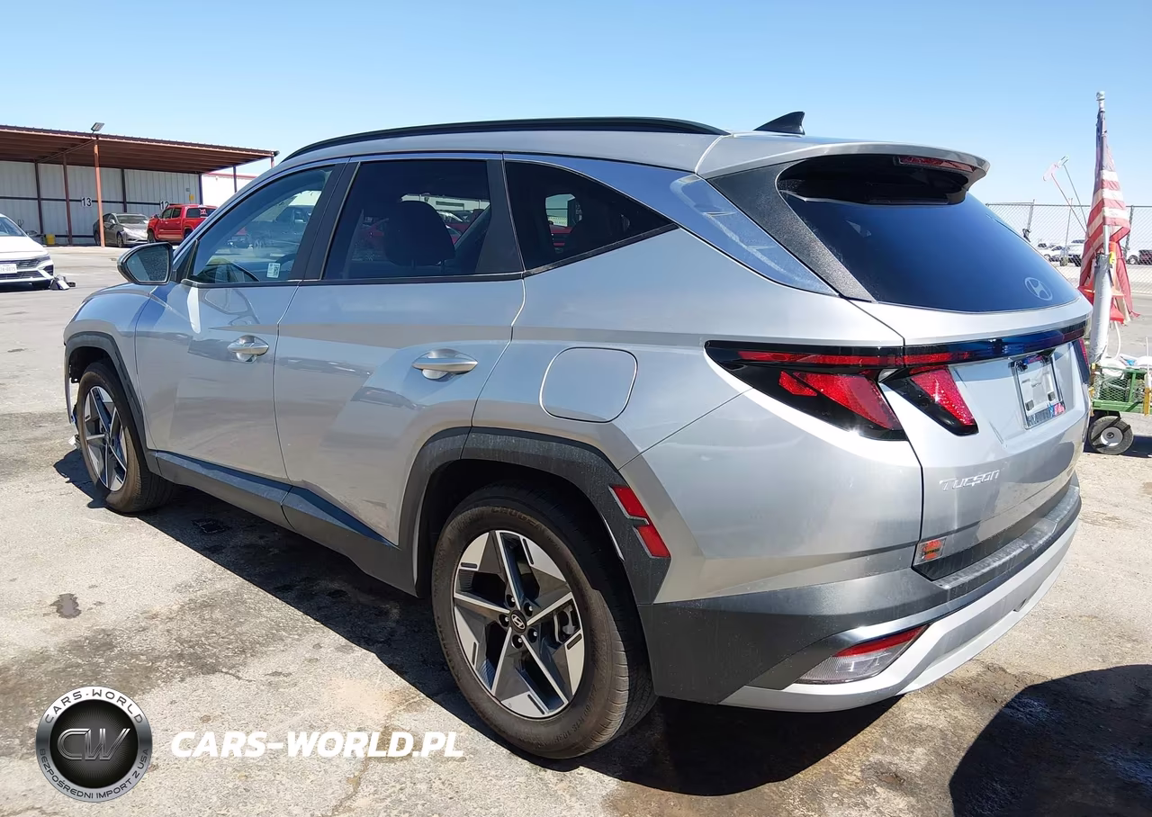 2025 Hyundai Tucson Sel VIN:5NMJB3DE5SH502933 - 3