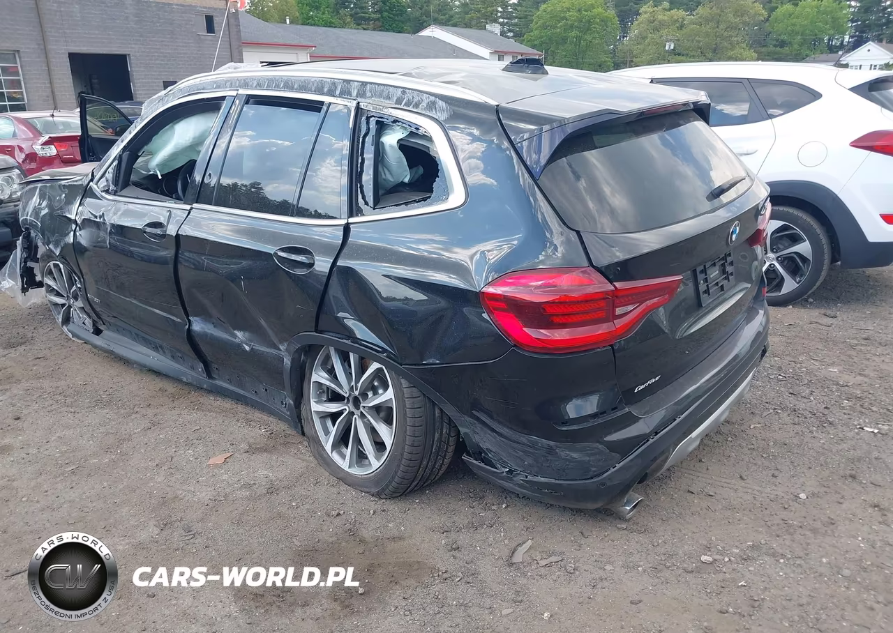 2018 BMW X3 xDrive30I VIN:5UXTR9C51JLD58840 - 3