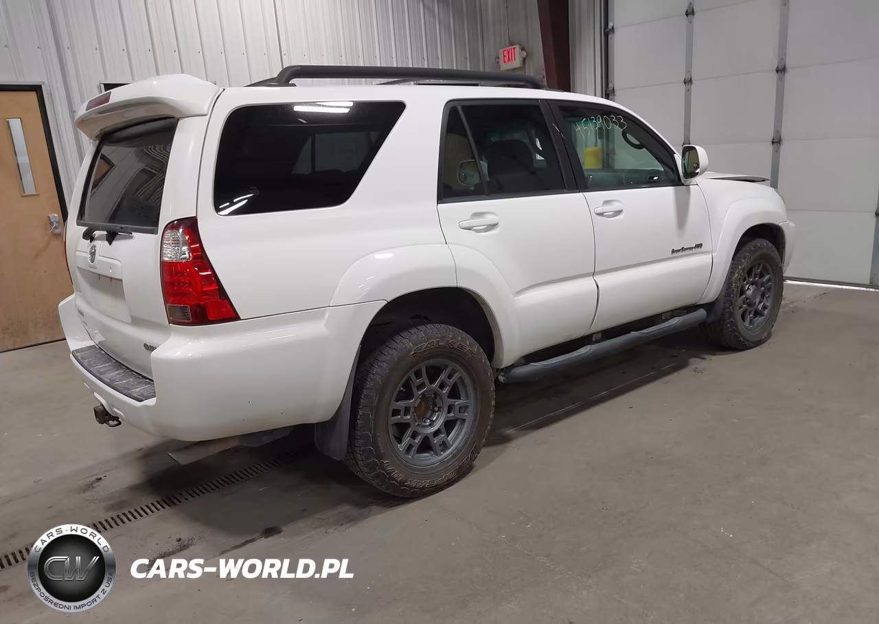2008 Toyota 4Runner Sport V6 VIN:JTEBU14R68K029915 - 4