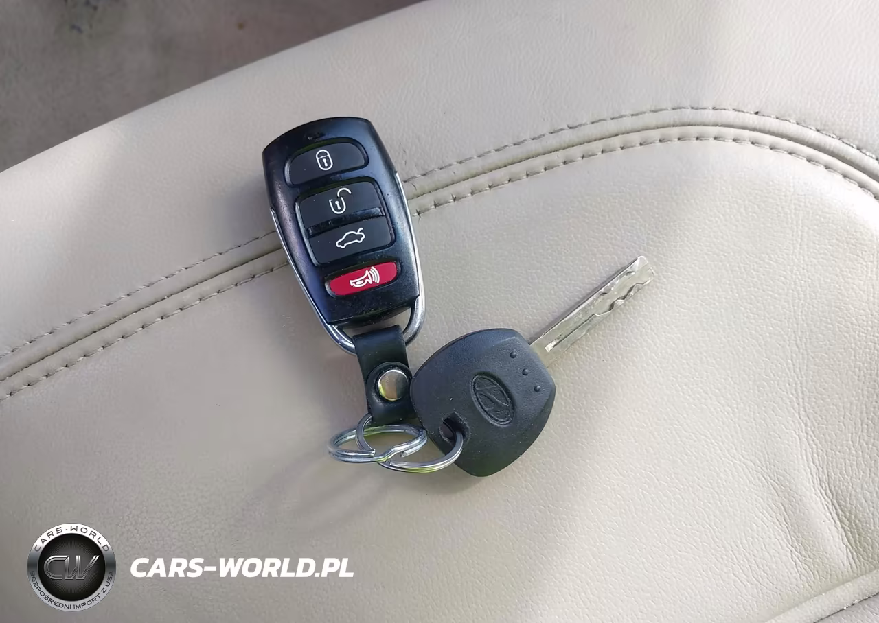 2007 Hyundai Azera Limited-Se VIN:KMHFC46F27A228263 - 11