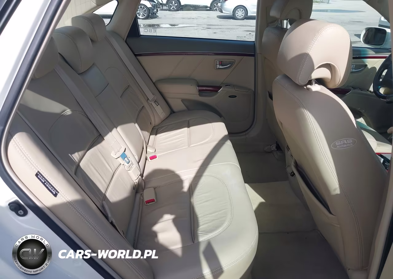 2007 Hyundai Azera Limited-Se VIN:KMHFC46F27A228263 - 8