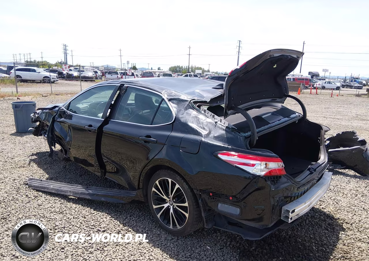 2020 Toyota Camry Se VIN:4T1G11AK5LU321834 - 3