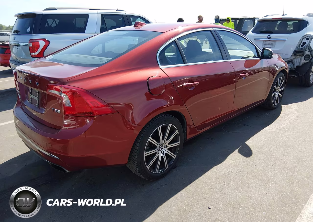 2016 Volvo S60 Inscription T5 Drive-E Premier VIN:LYV402FK2GB089282 - 4