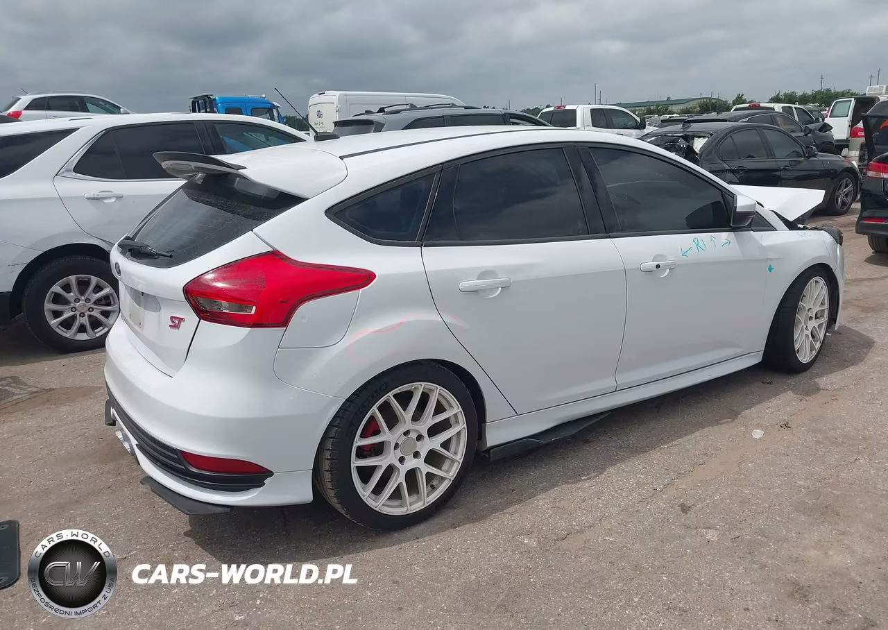 2018 Ford Focus St VIN:1FADP3L96JL325427 - 4