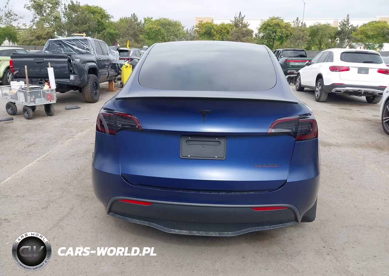 2023 Tesla Model Y Performance Dual Motor All-Wheel Drive VIN:7SAYGDEF5PF621302 - 15