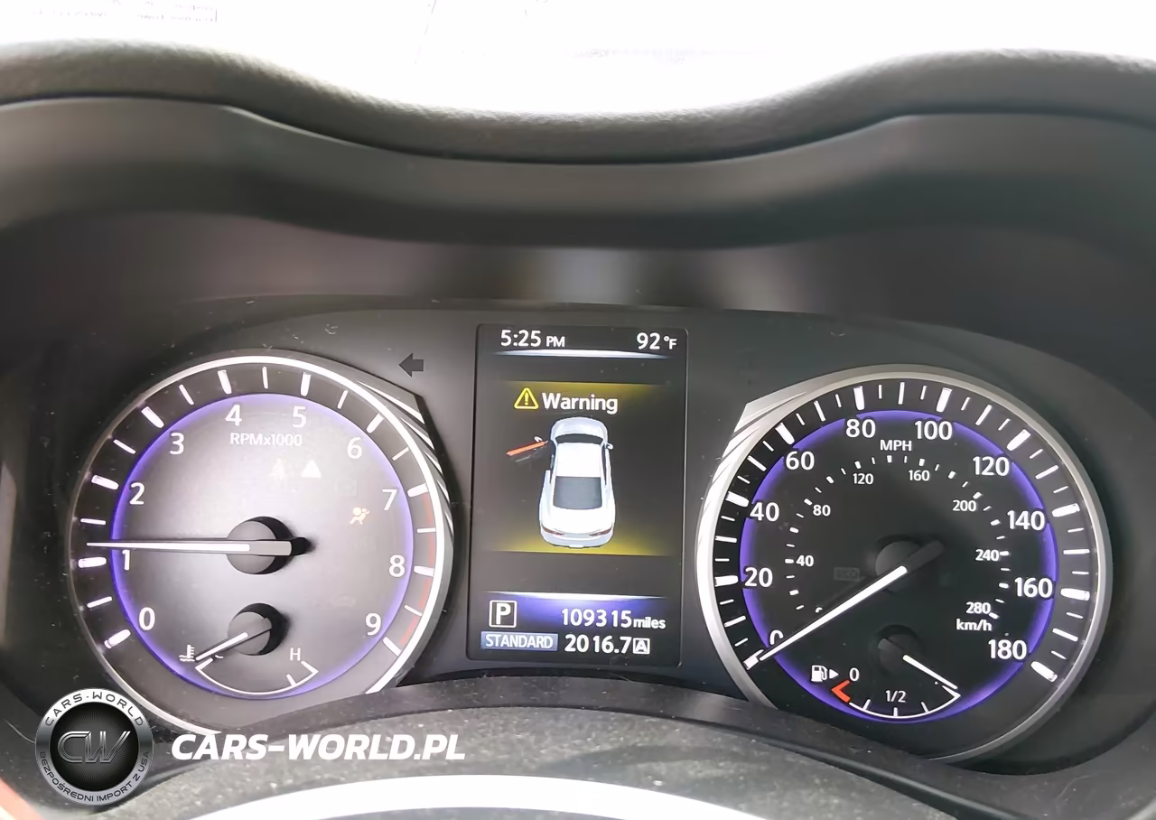 2017 Infiniti Q60 3.0T Premium VIN:JN1EV7EK7HM361789 - 7