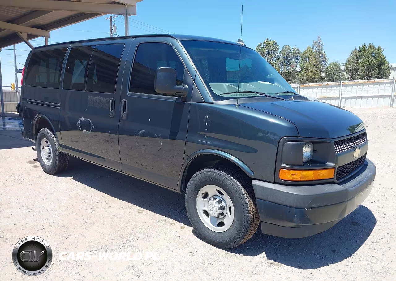 2017 Chevrolet Express 2500 Ls